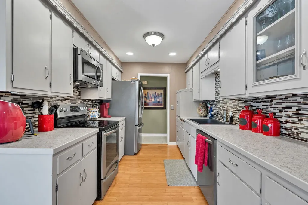 8923 W 11th Wichita KS 67212