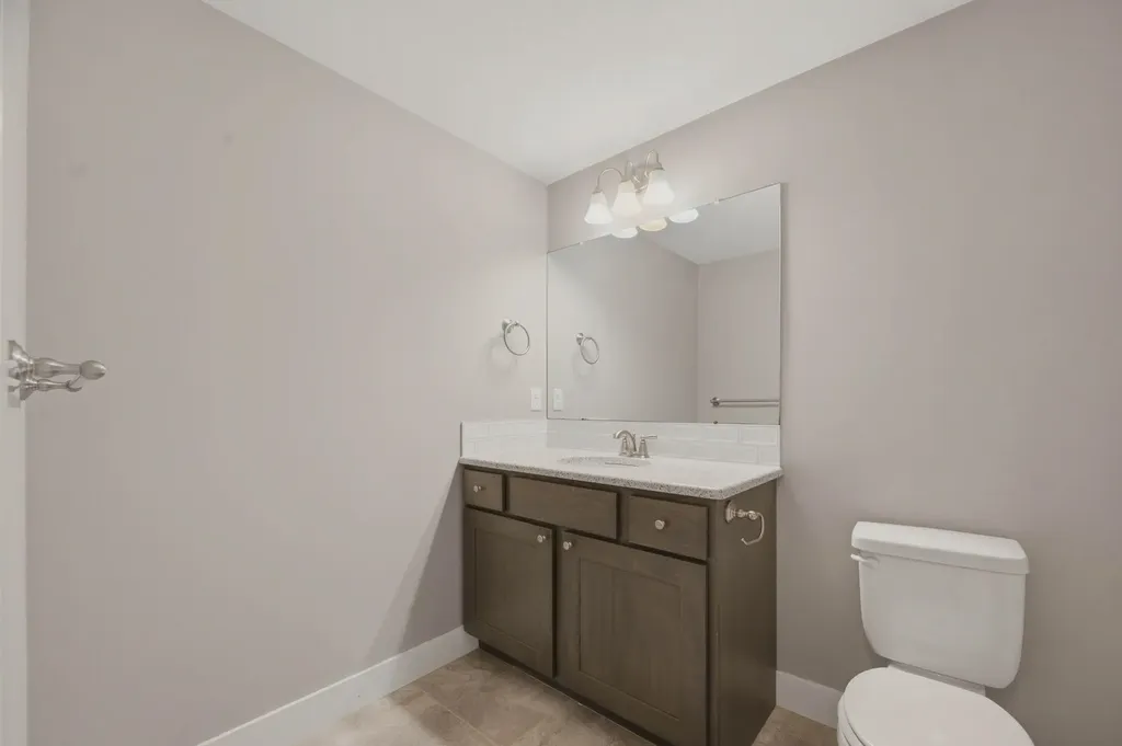1601 N Blackstone Wichita KS 67235