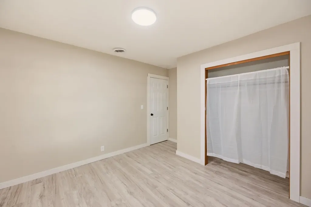 5519 N Salina Wichita KS 67204