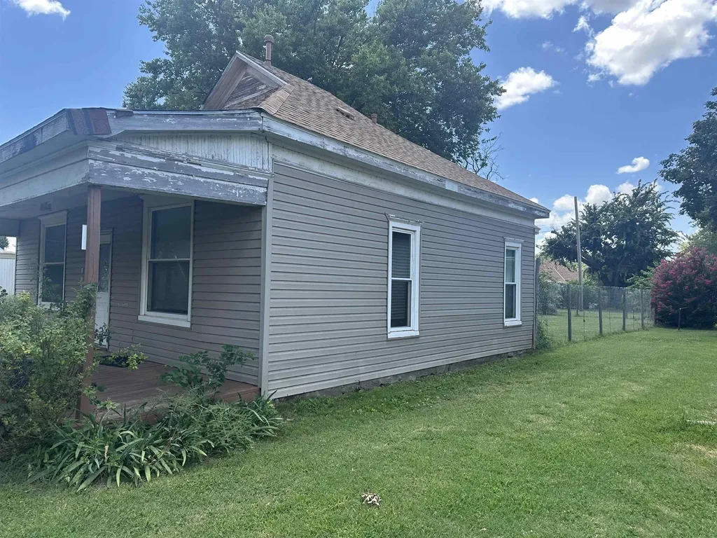 219 N Market Street Caldwell KS 67152