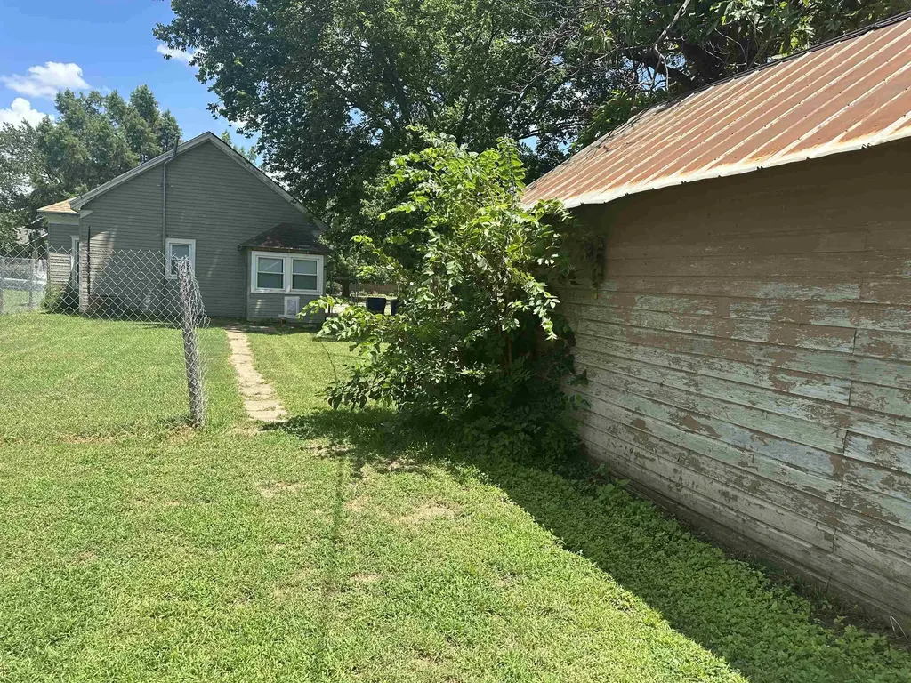 219 N Market Street Caldwell KS 67152