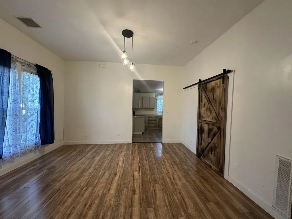 219 N Market Street Caldwell KS 67152