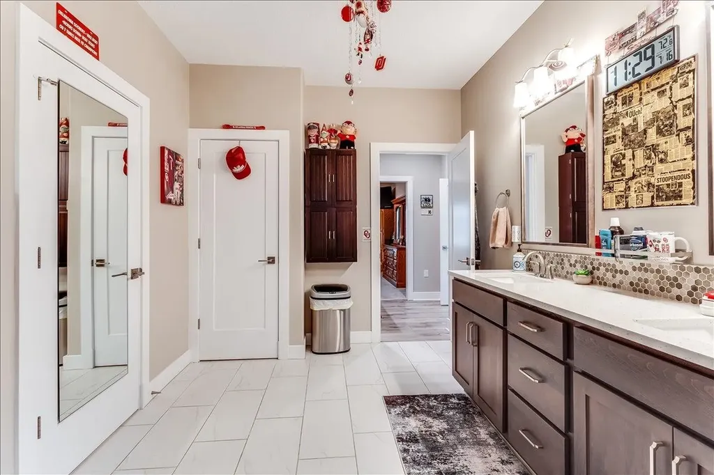 6606 W Palmetto Street Wichita KS 67205