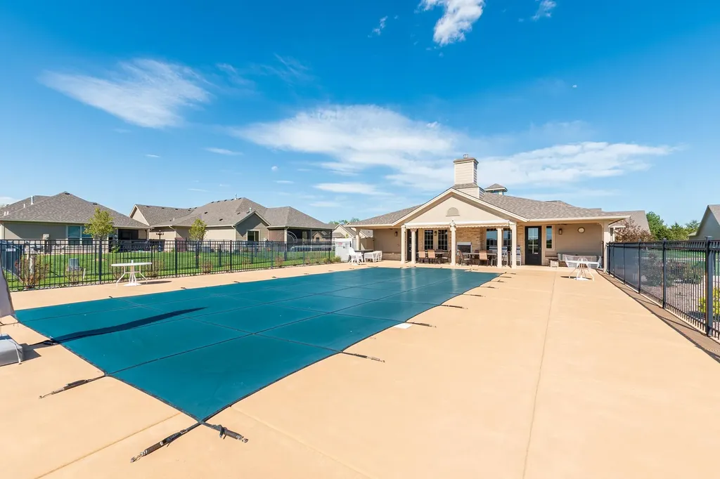 6606 W Palmetto Street Wichita KS 67205