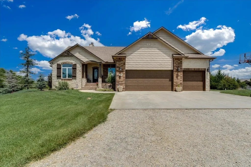2625 S Saratoga Court Goddard KS 67052