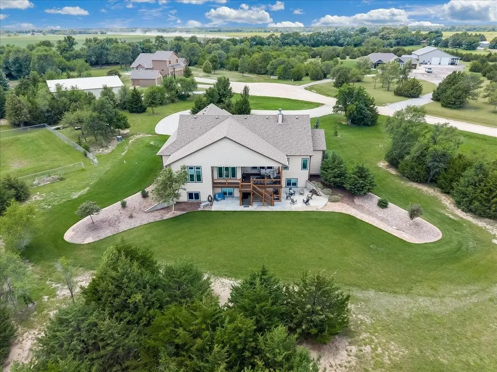 2625 S Saratoga Court Goddard KS 67052
