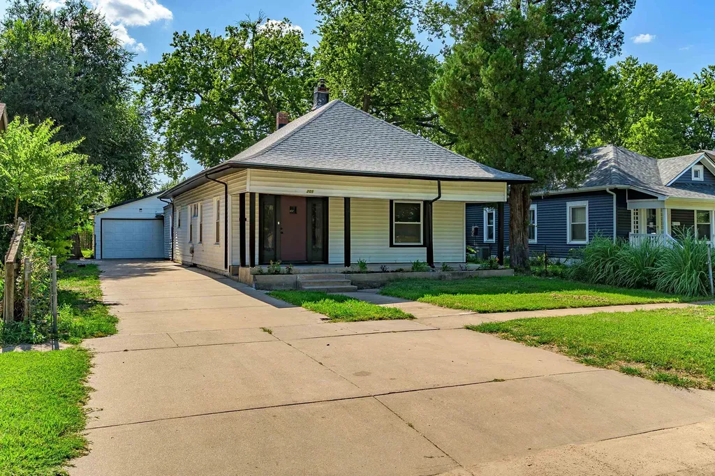 205 N Sedgwick Street Wichita KS 67203-5647