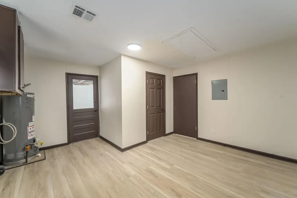 205 N Sedgwick Street Wichita KS 67203-5647