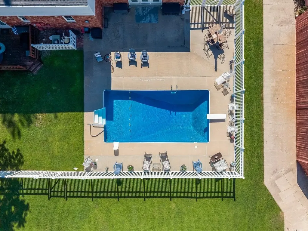 4604 Sequoia Street Hutchinson KS 67502