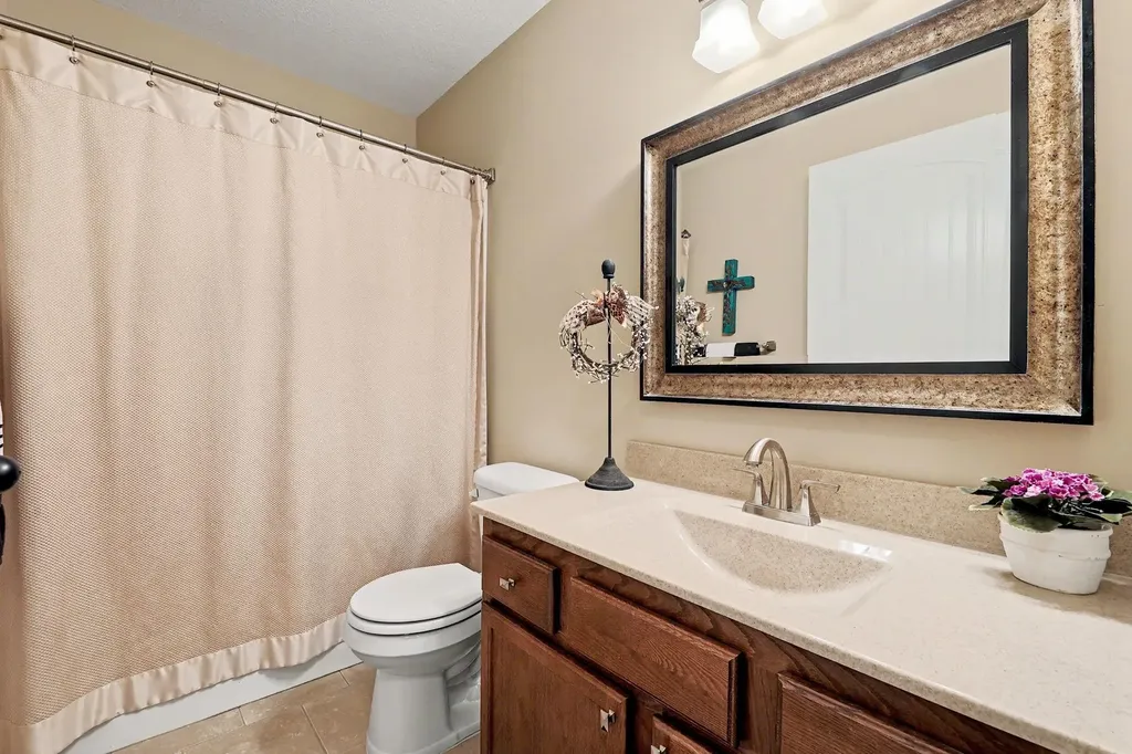 2906 N Emerson Street Derby KS 67037