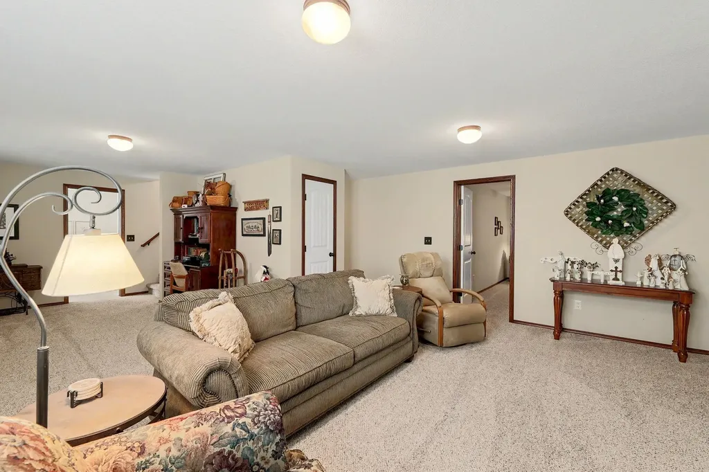 2906 N Emerson Street Derby KS 67037