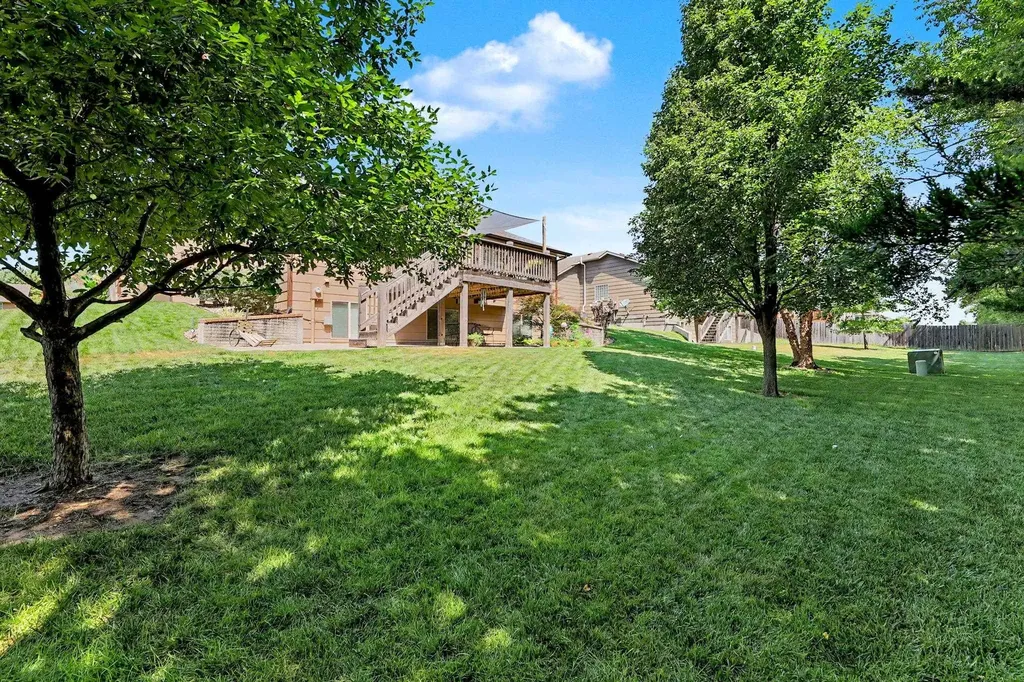 2906 N Emerson Street Derby KS 67037