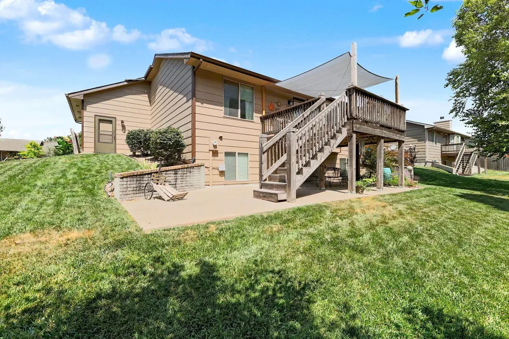 2906 N Emerson Street Derby KS 67037