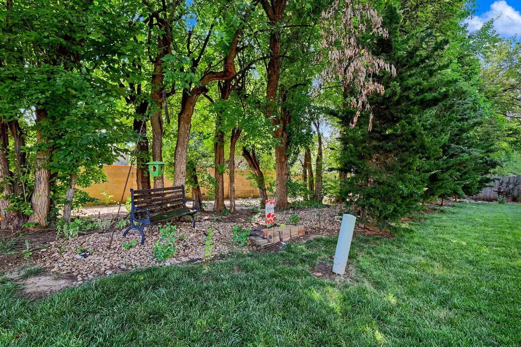 2906 N Emerson Street Derby KS 67037