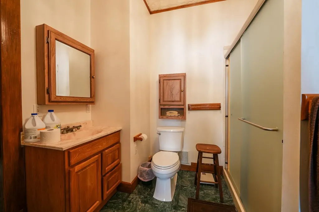 438 E Main Street Mount Hope KS 67108