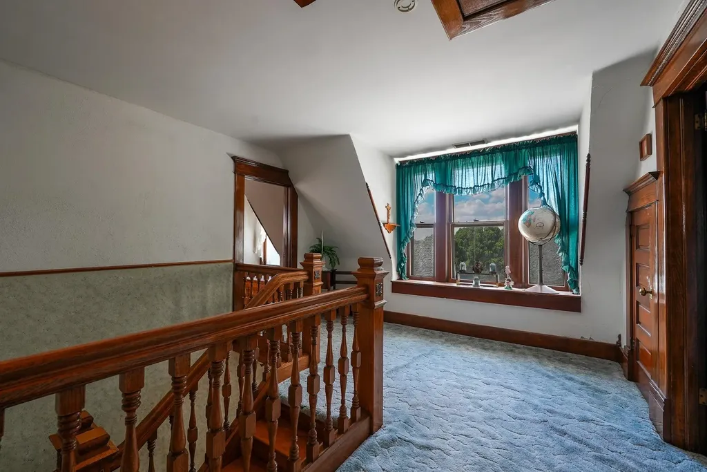 438 E Main Street Mount Hope KS 67108