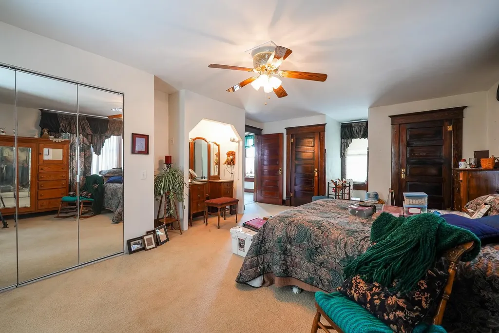 438 E Main Street Mount Hope KS 67108