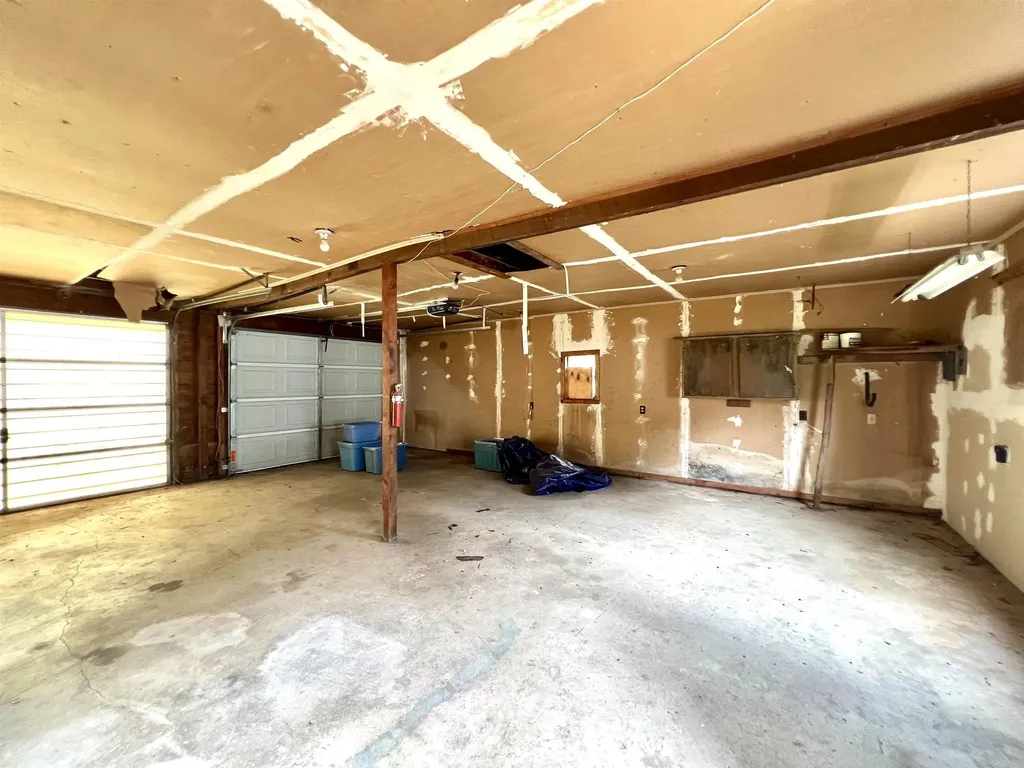1015 N 10th Arkansas City KS 67005