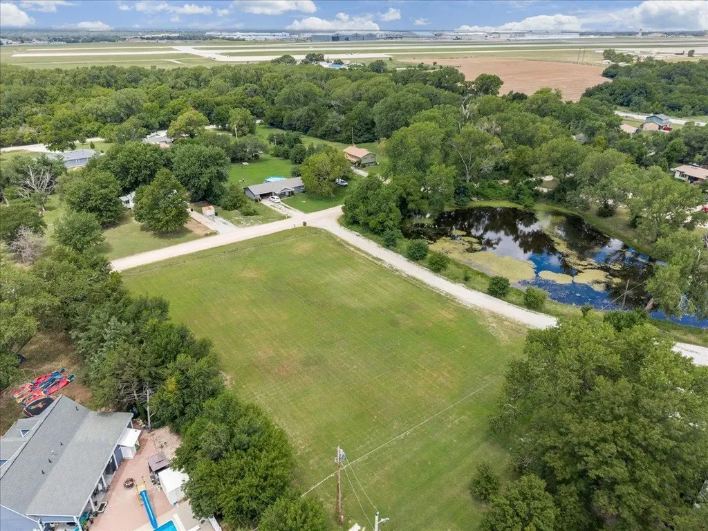 4934 S Mission Road Derby KS 67037