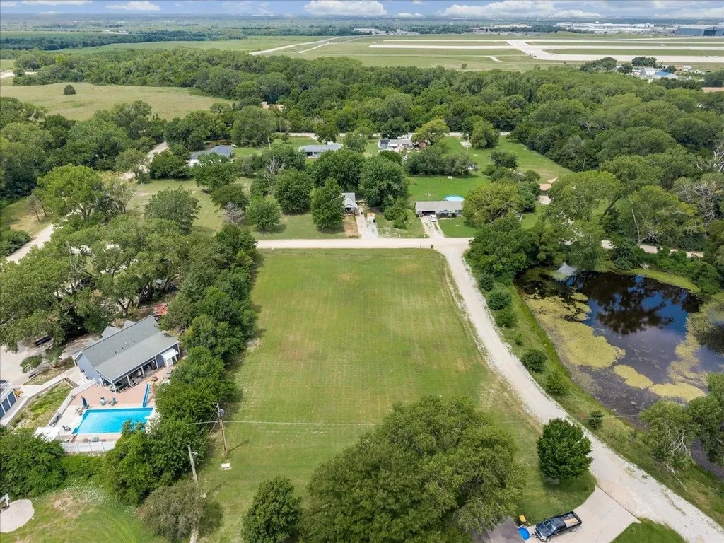 4934 S Mission Road Derby KS 67037