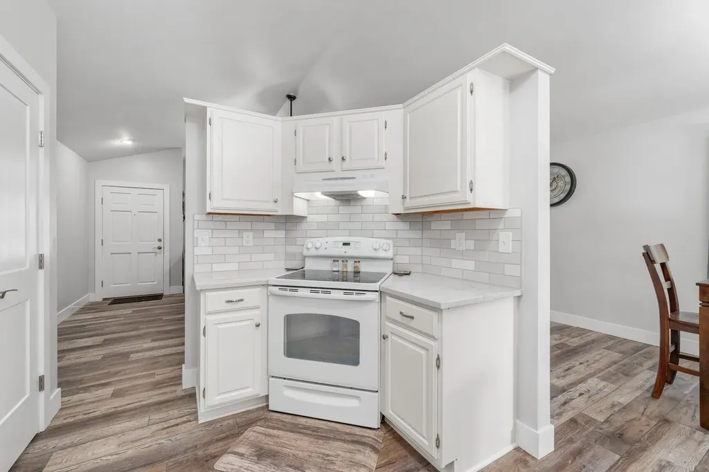 7012 E 40th Circle N Wichita KS 67226