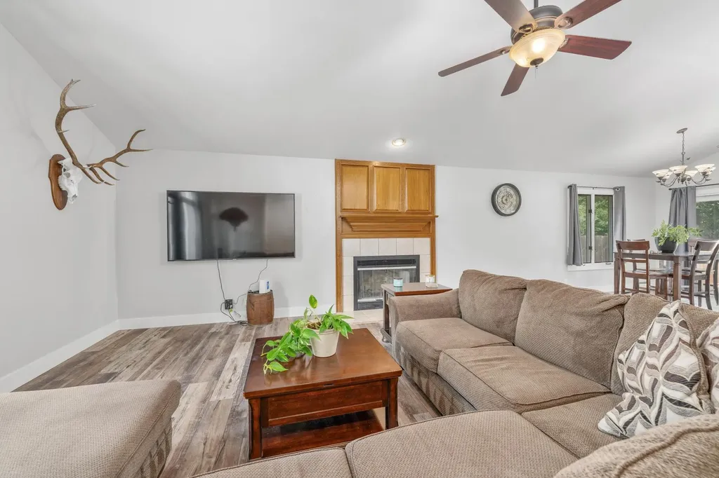 7012 E 40th Circle N Wichita KS 67226