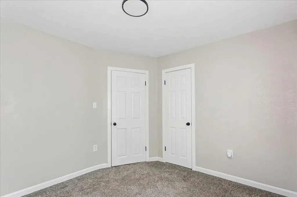 2039 N Woodland Avenue Wichita KS 67203