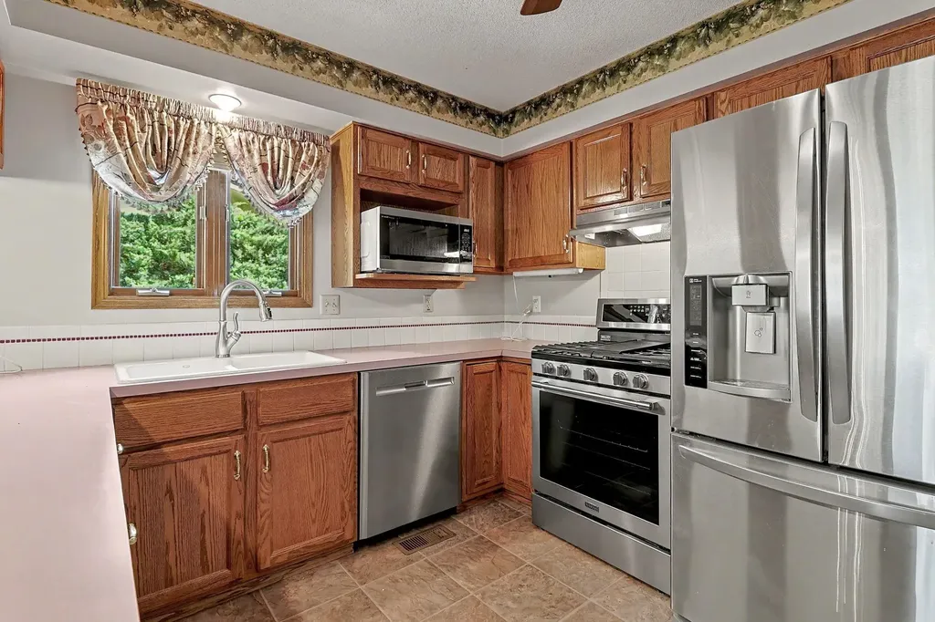 405 Sherman Drive Newton KS 67114