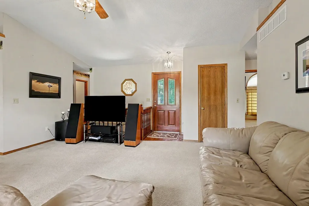 405 Sherman Drive Newton KS 67114