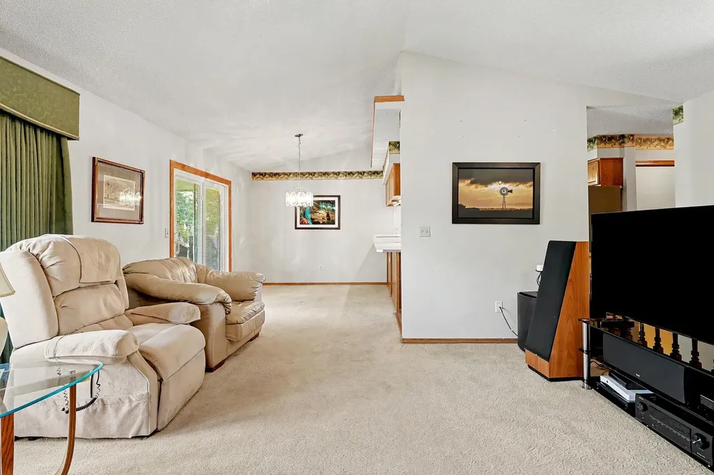 405 Sherman Drive Newton KS 67114
