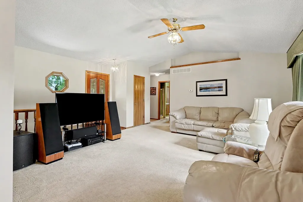 405 Sherman Drive Newton KS 67114