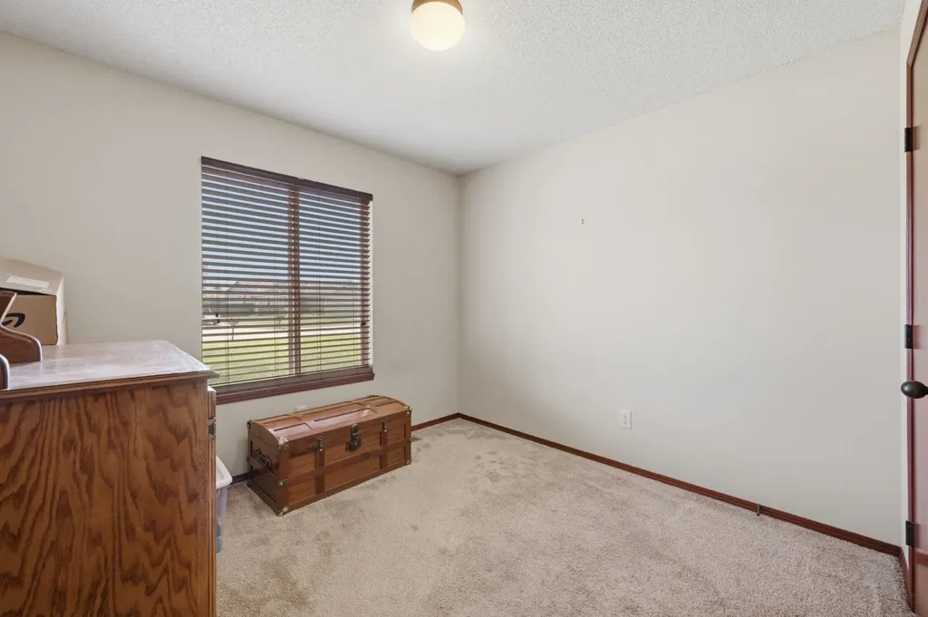 2102 E Lotus Andover KS 67002