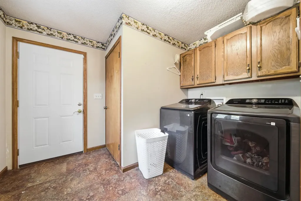 1527 Westborough Newton KS 67114