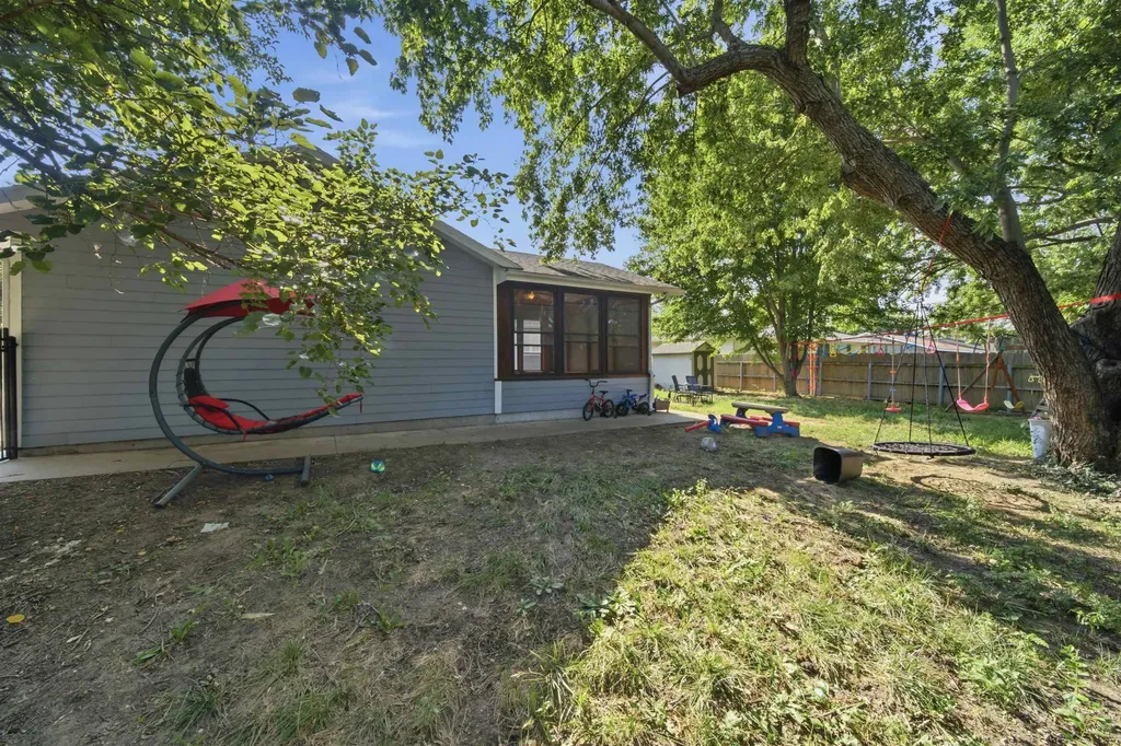 1527 Westborough Newton KS 67114