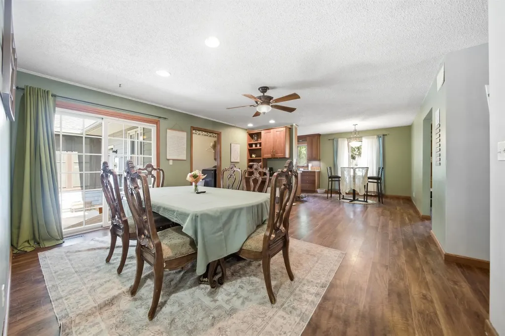 1527 Westborough Newton KS 67114