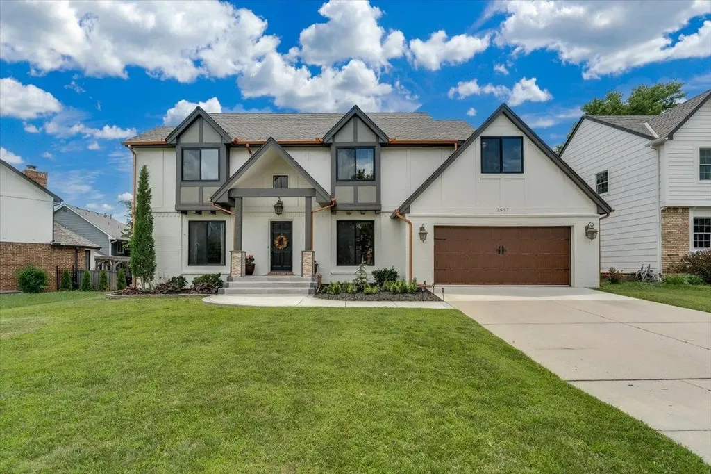 Wichita KS, 2857 N Tallgrass Street