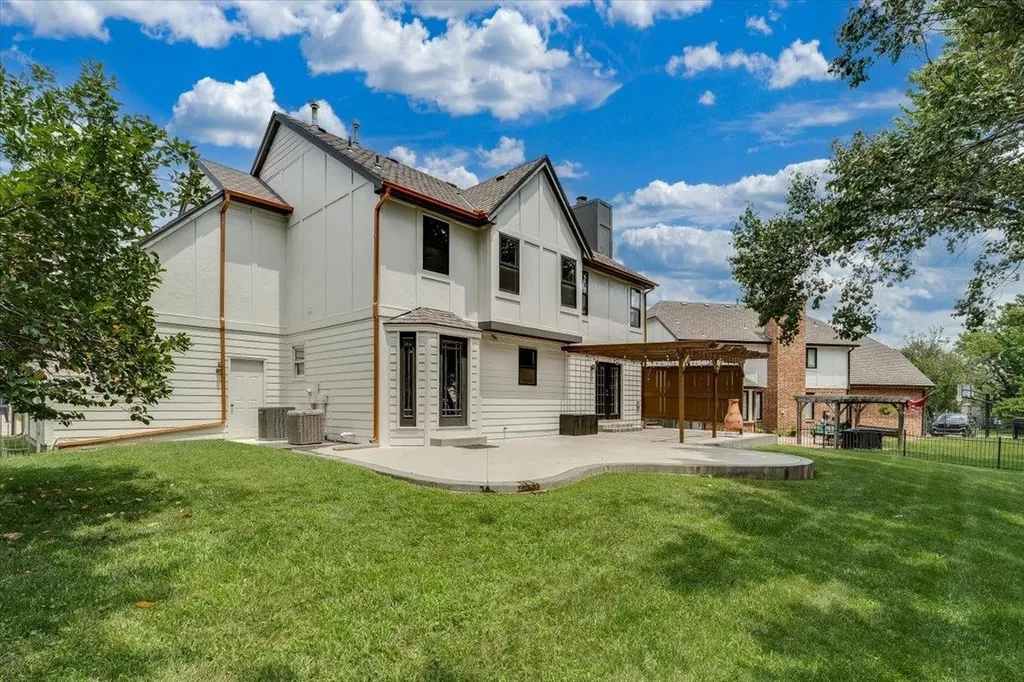 2857 N Tallgrass Street Wichita KS 67226