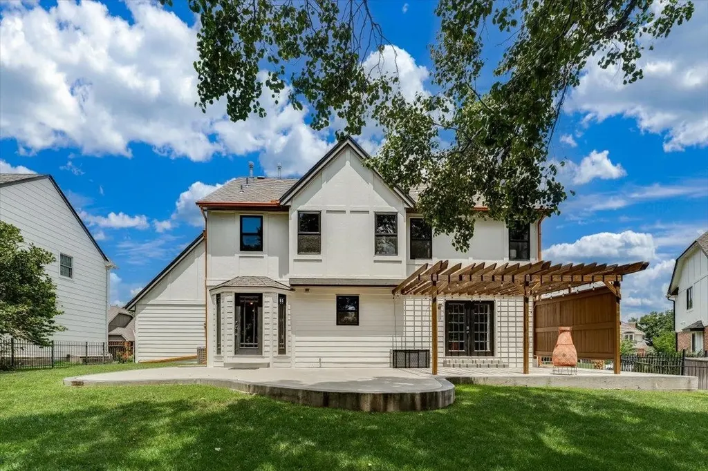 2857 N Tallgrass Street Wichita KS 67226