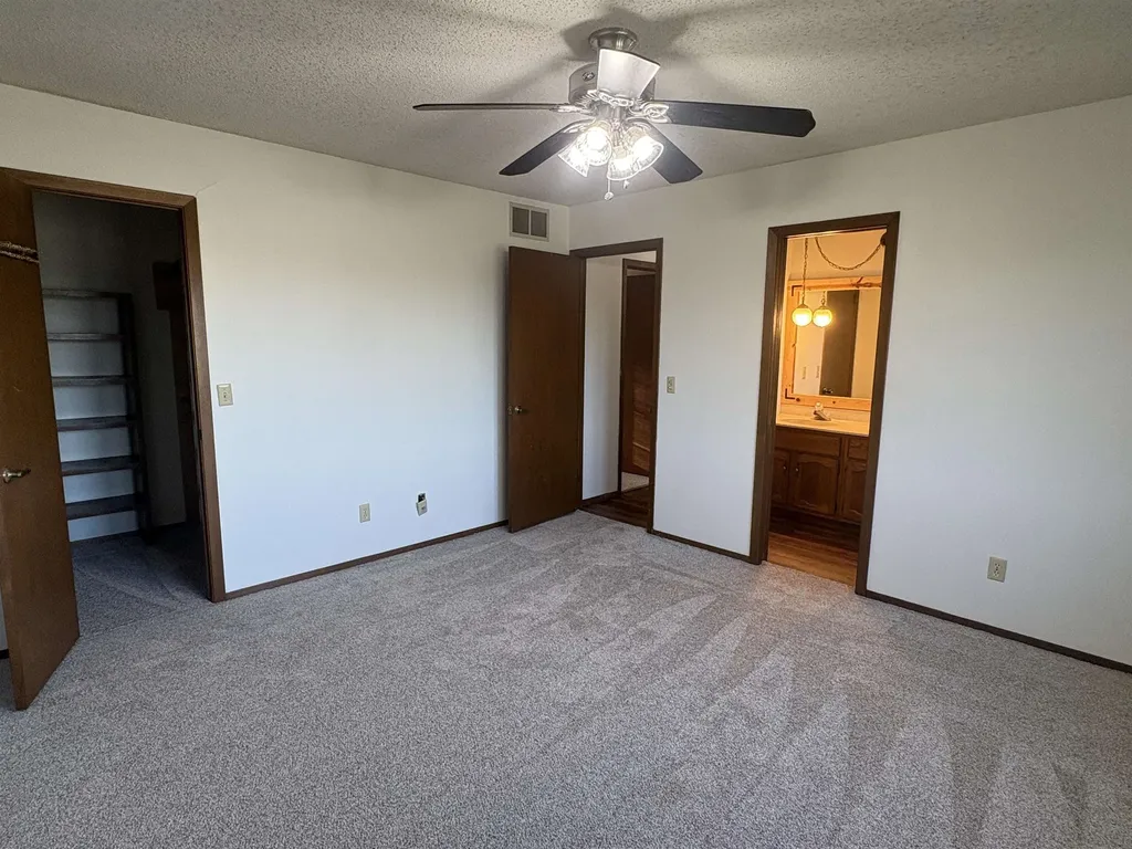 4457 SW 120th Street Augusta KS 67010