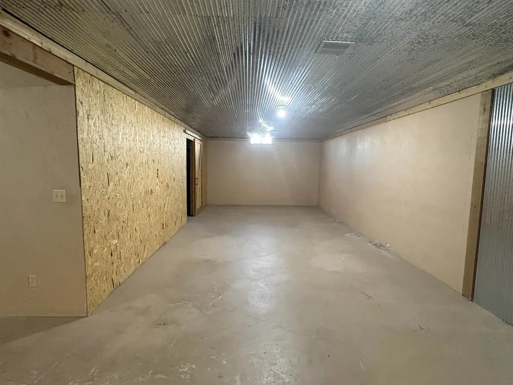 4457 SW 120th Street Augusta KS 67010