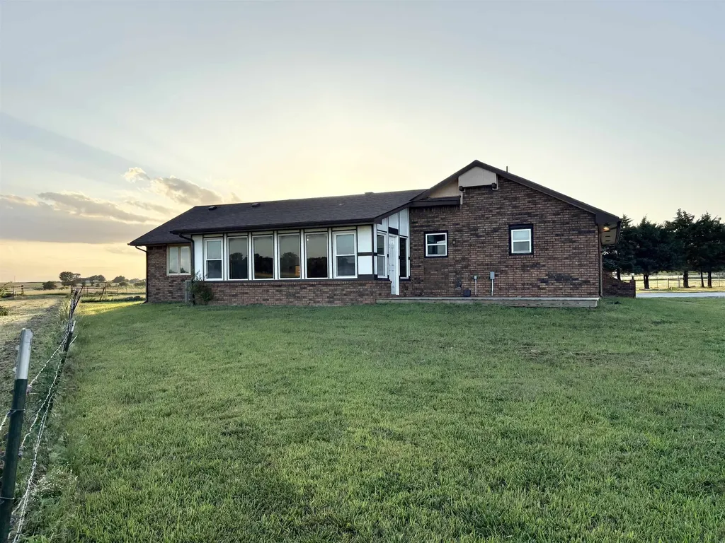 4457 SW 120th Street Augusta KS 67010