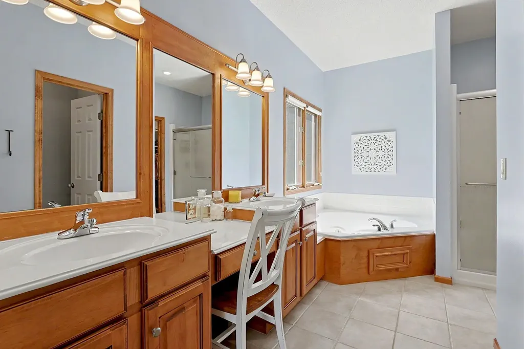 13631 W Highland Springs Court Wichita KS 67235