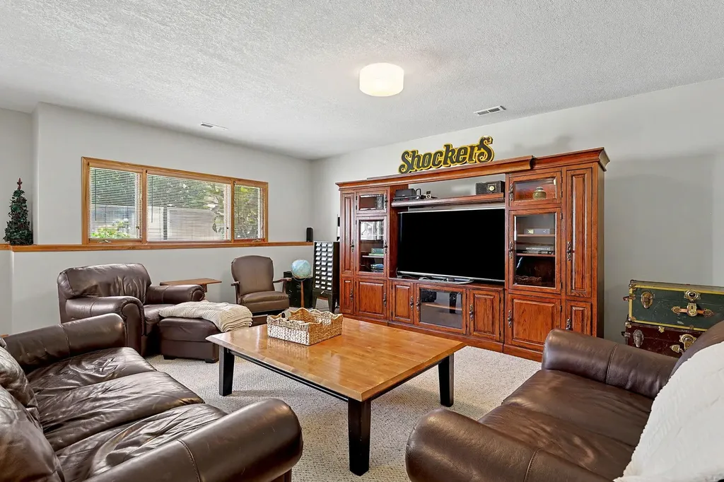 13631 W Highland Springs Court Wichita KS 67235