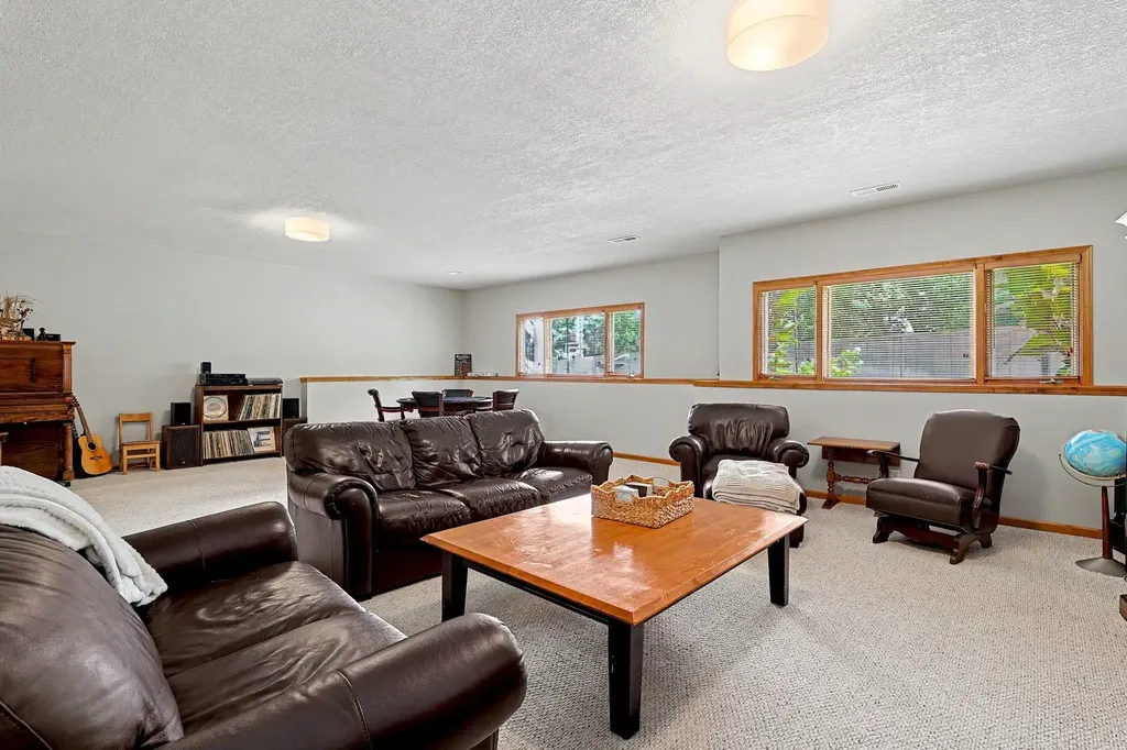13631 W Highland Springs Court Wichita KS 67235