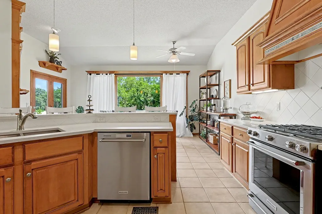 13631 W Highland Springs Court Wichita KS 67235