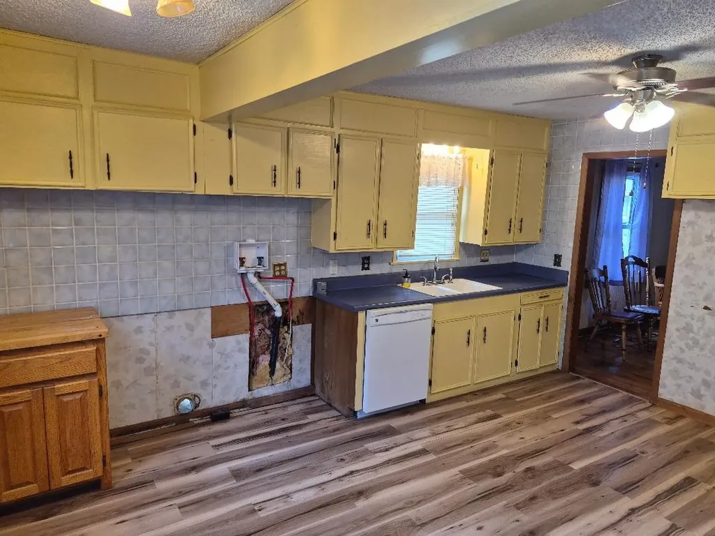 6429 S Keystone Street Haysville KS 67217