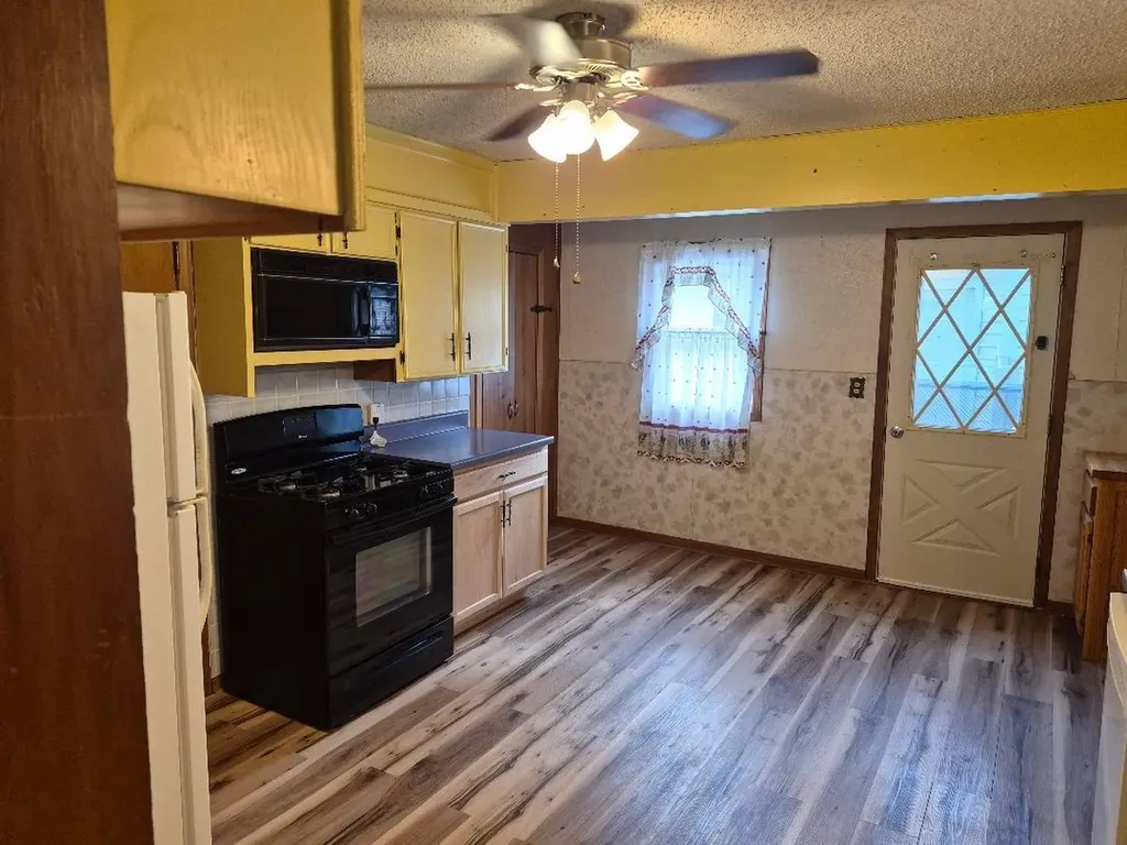 6429 S Keystone Street Haysville KS 67217