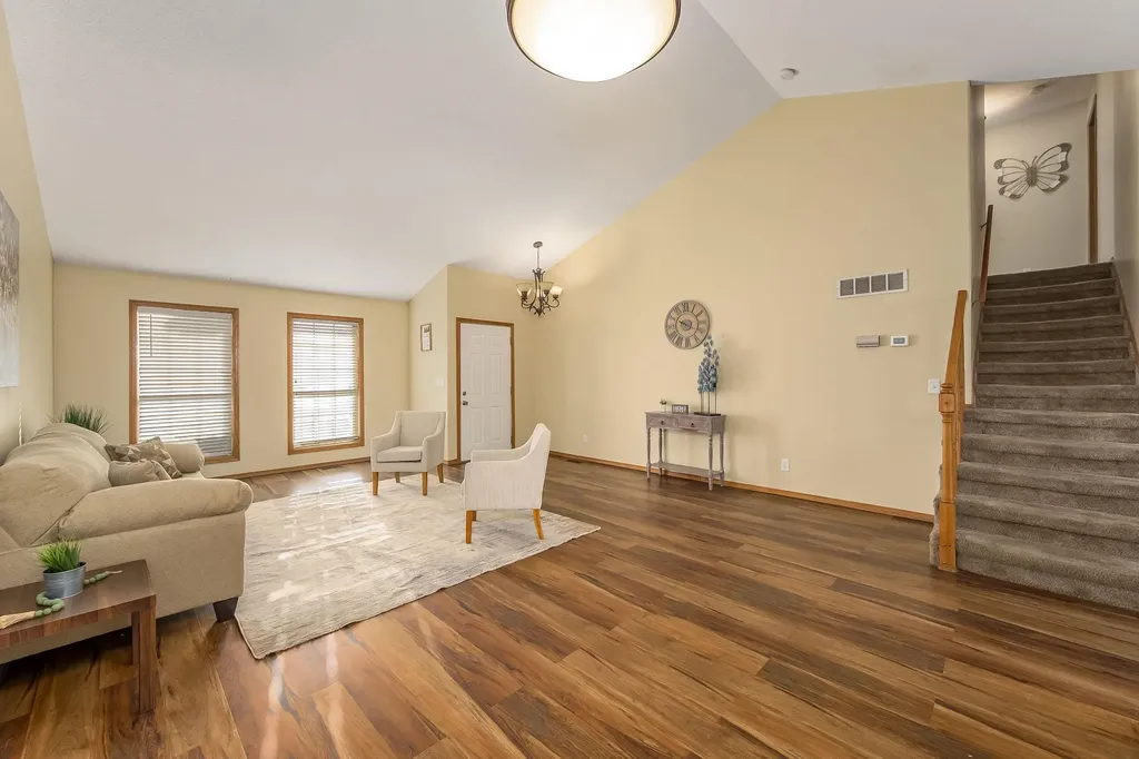 2438 S Cypress Street Wichita KS 67210-2450