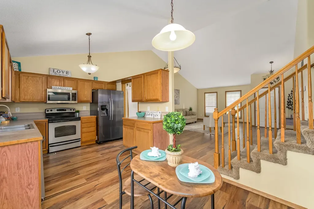 2438 S Cypress Street Wichita KS 67210-2450