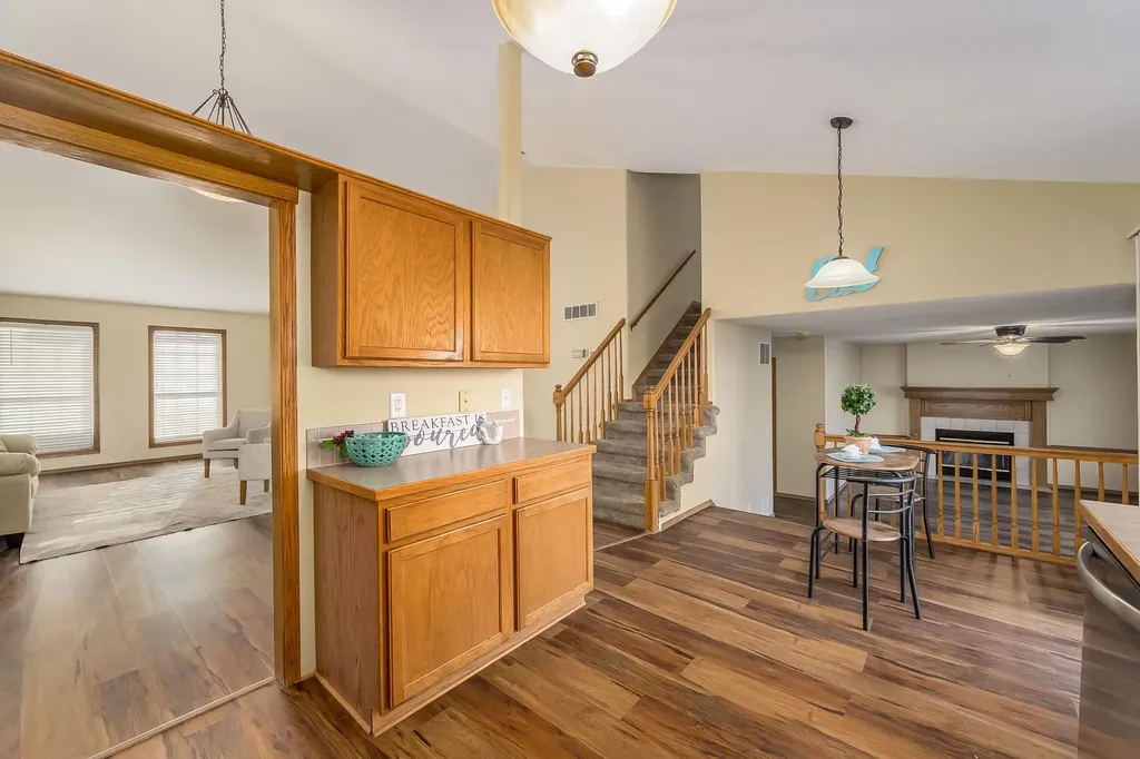 2438 S Cypress Street Wichita KS 67210-2450